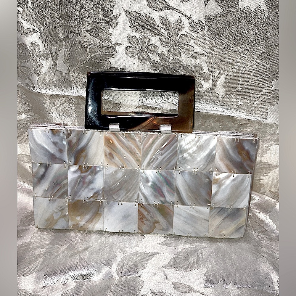 Vtg Mother Of Pearl MOP Tile w Carved Bovine Horn Handle Handbag Clutch
